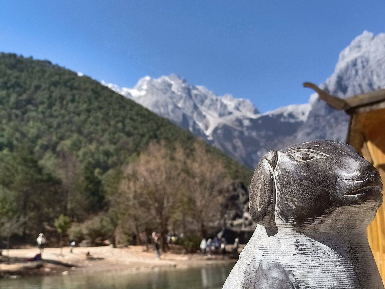  雪山倒影 让人盼衰老退休的都是上班逼