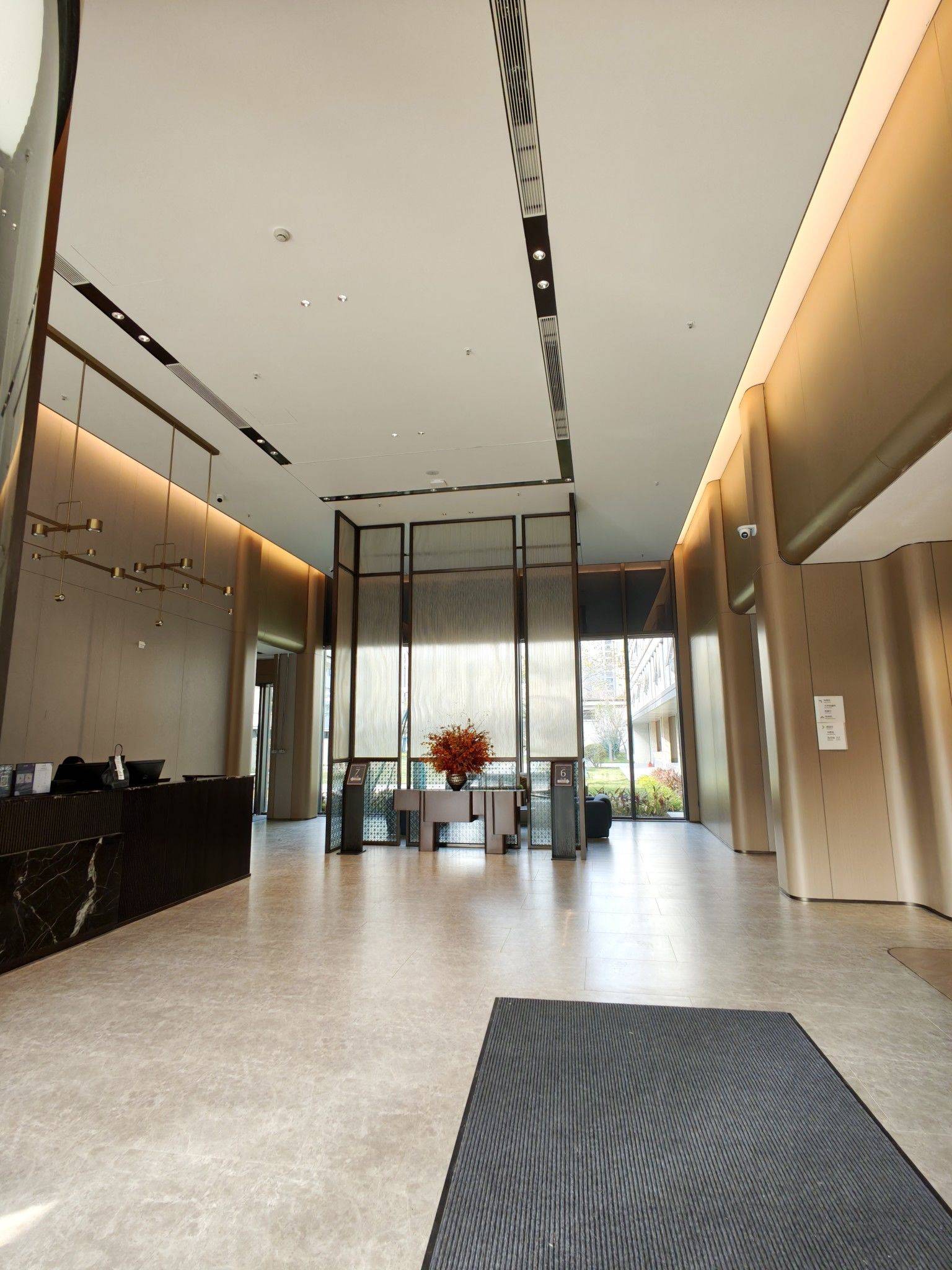 早起搬砖的一天开始啦_4