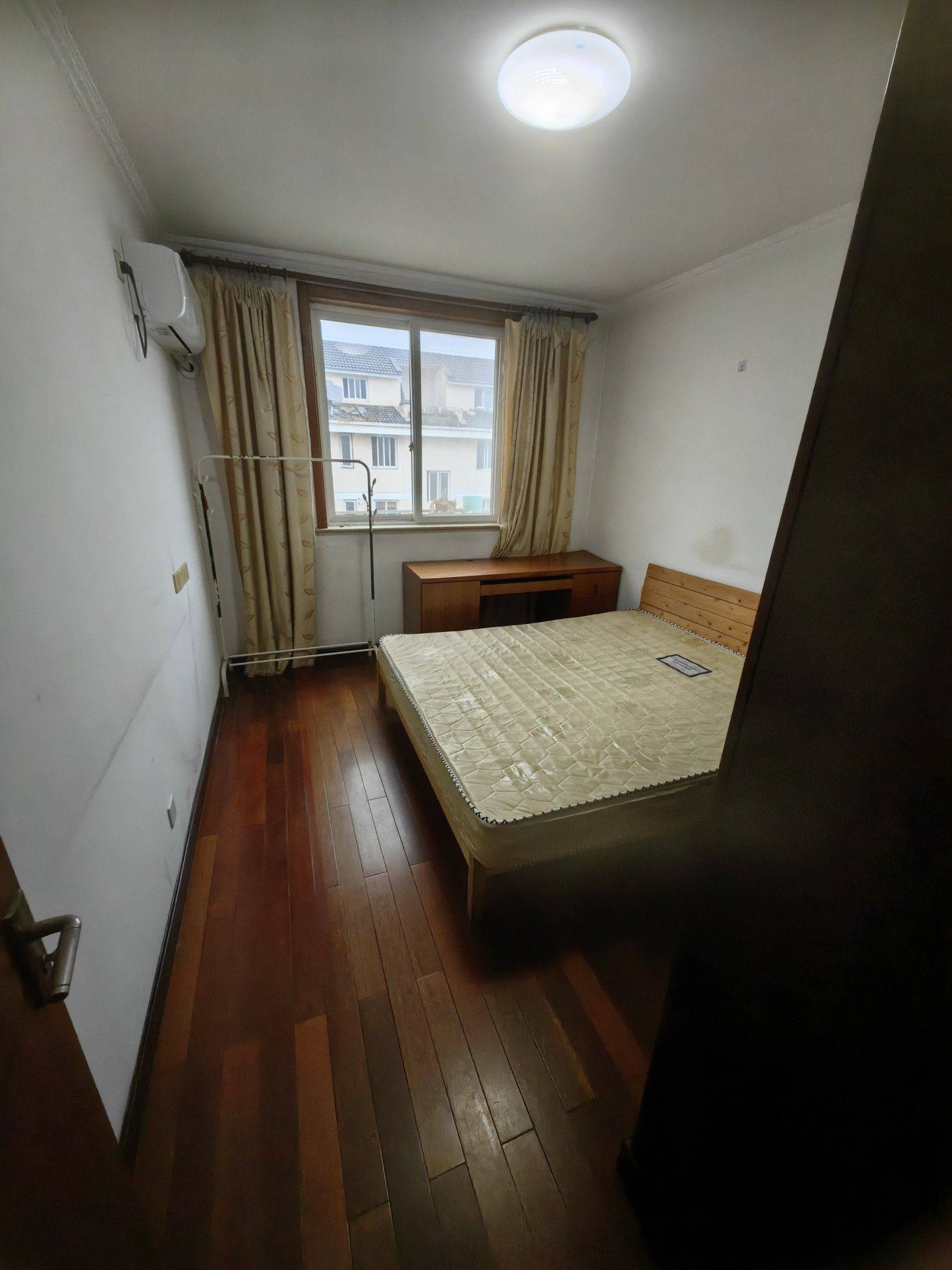 苏州万达广场附近，有房找室友， 城市风