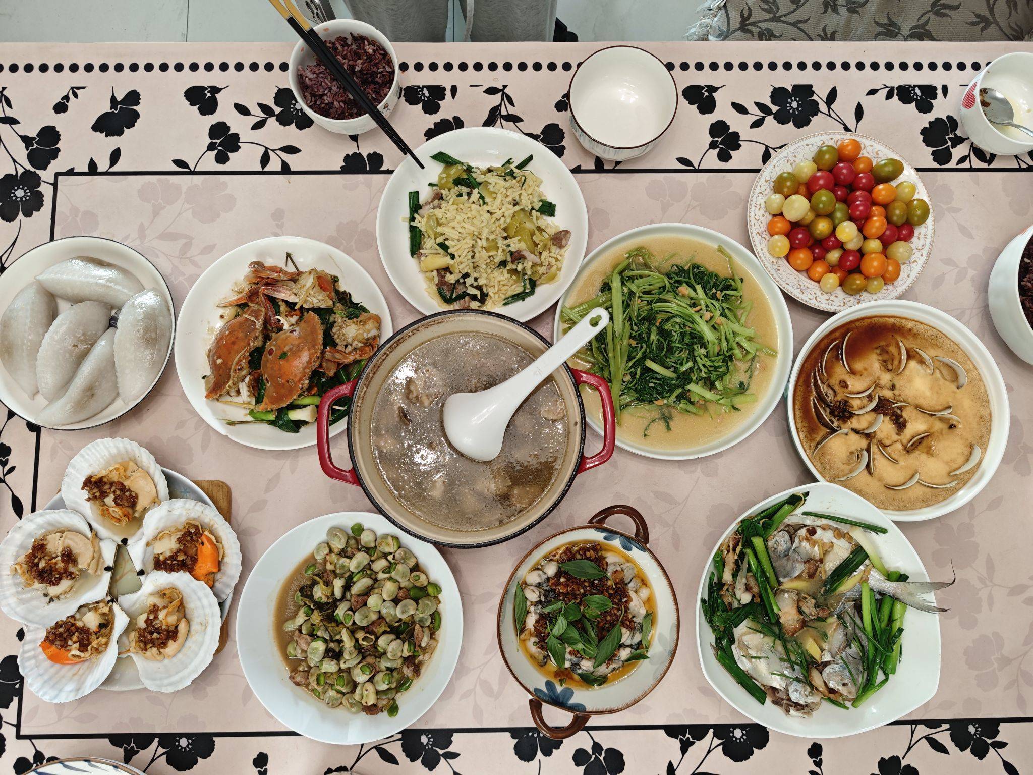 藏龙卧虎的客厅小伙伴，周末一起做饭~_4