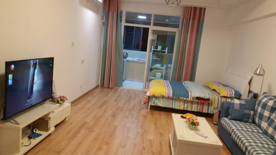 和我做室友,你享免押金