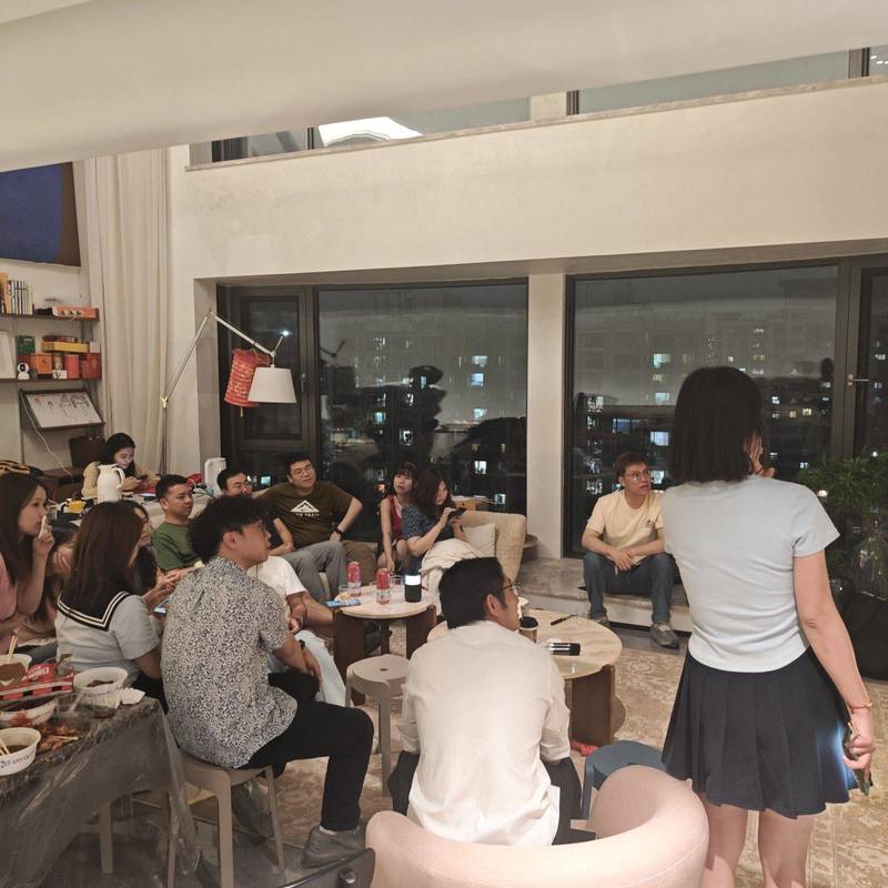 广州客厅的晚上~