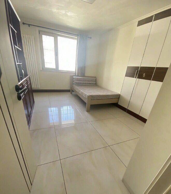 北京六号线蹲室友_1