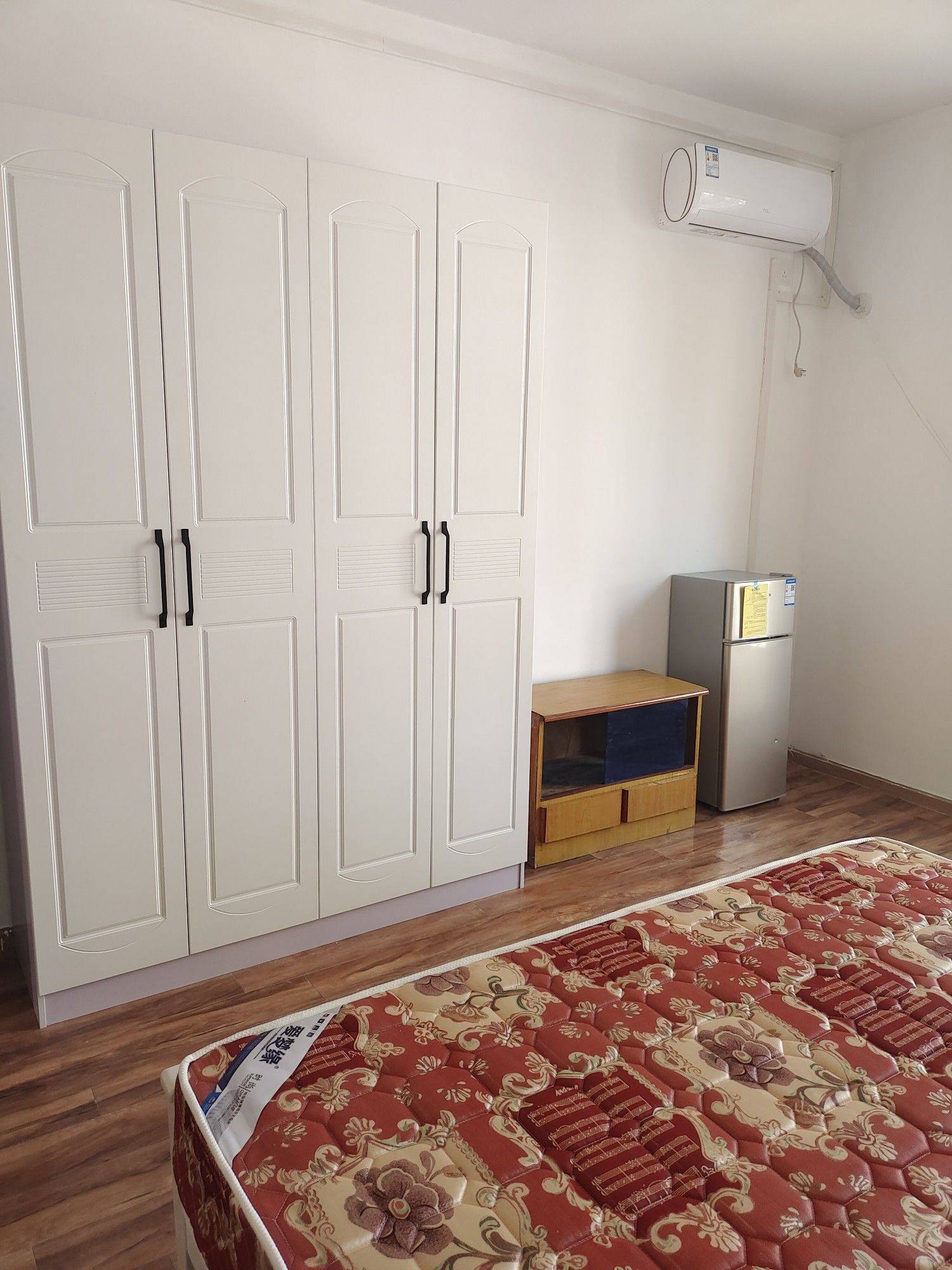 成都双流，大润发旁骑龙一期单间出租。_1