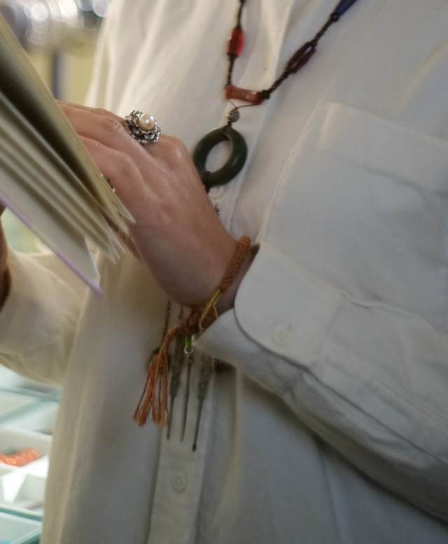 一条项链，一眼四方，串联千年…_3