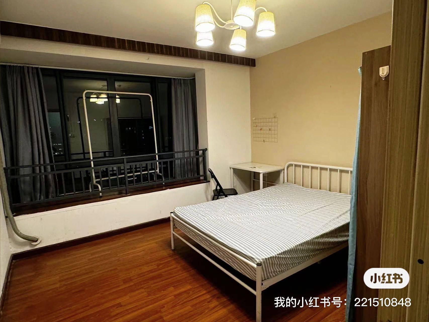 欣景苑小区房东直租找女生合租