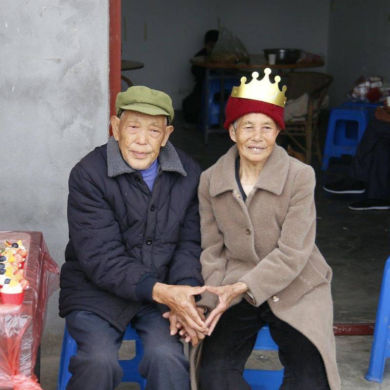 祝奶奶生日快乐, 曾经也是可爱美丽的小姑娘