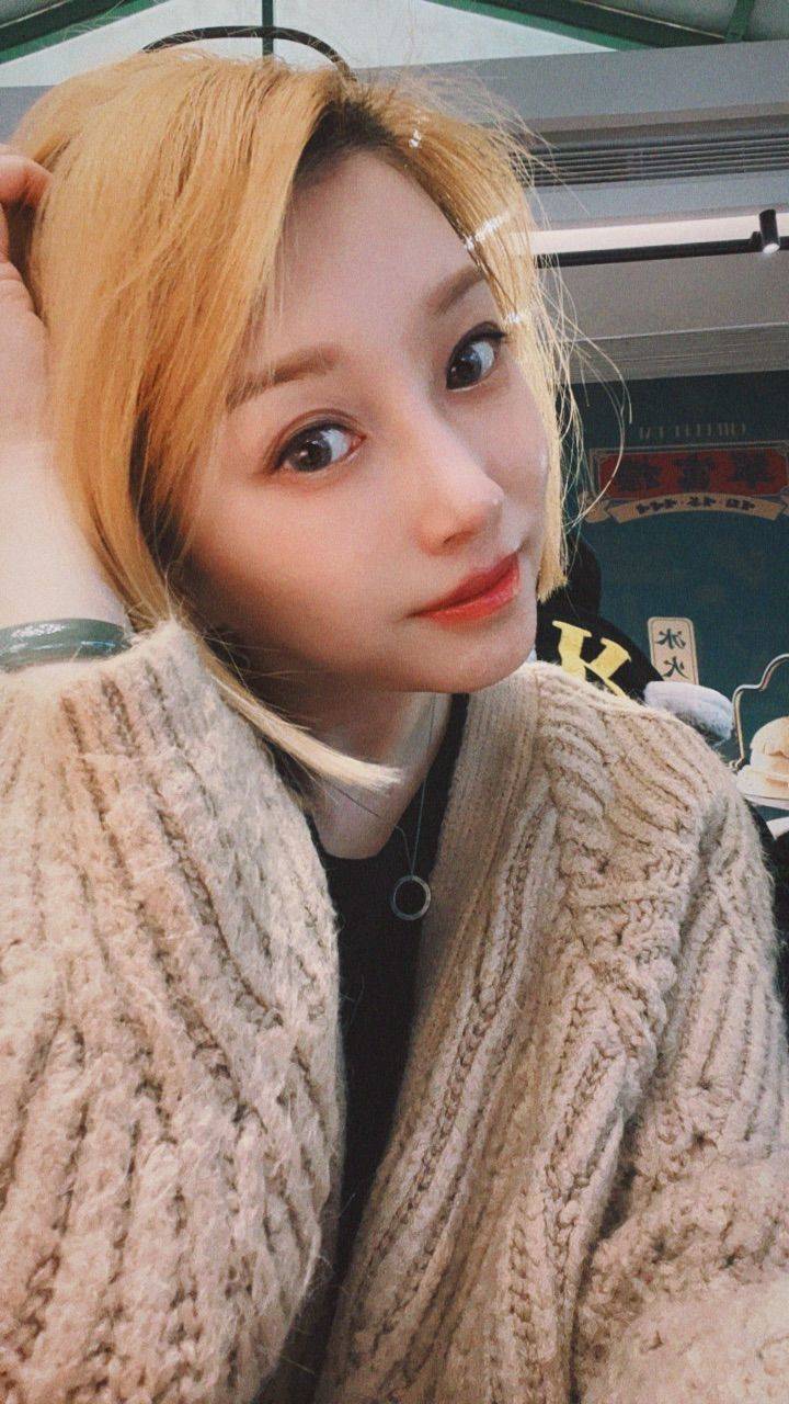 房东蹲租客 距武康大楼100米精装修公寓