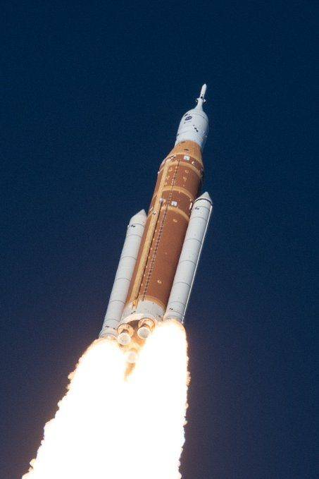  太空之旅  探索未知  发射瞬间