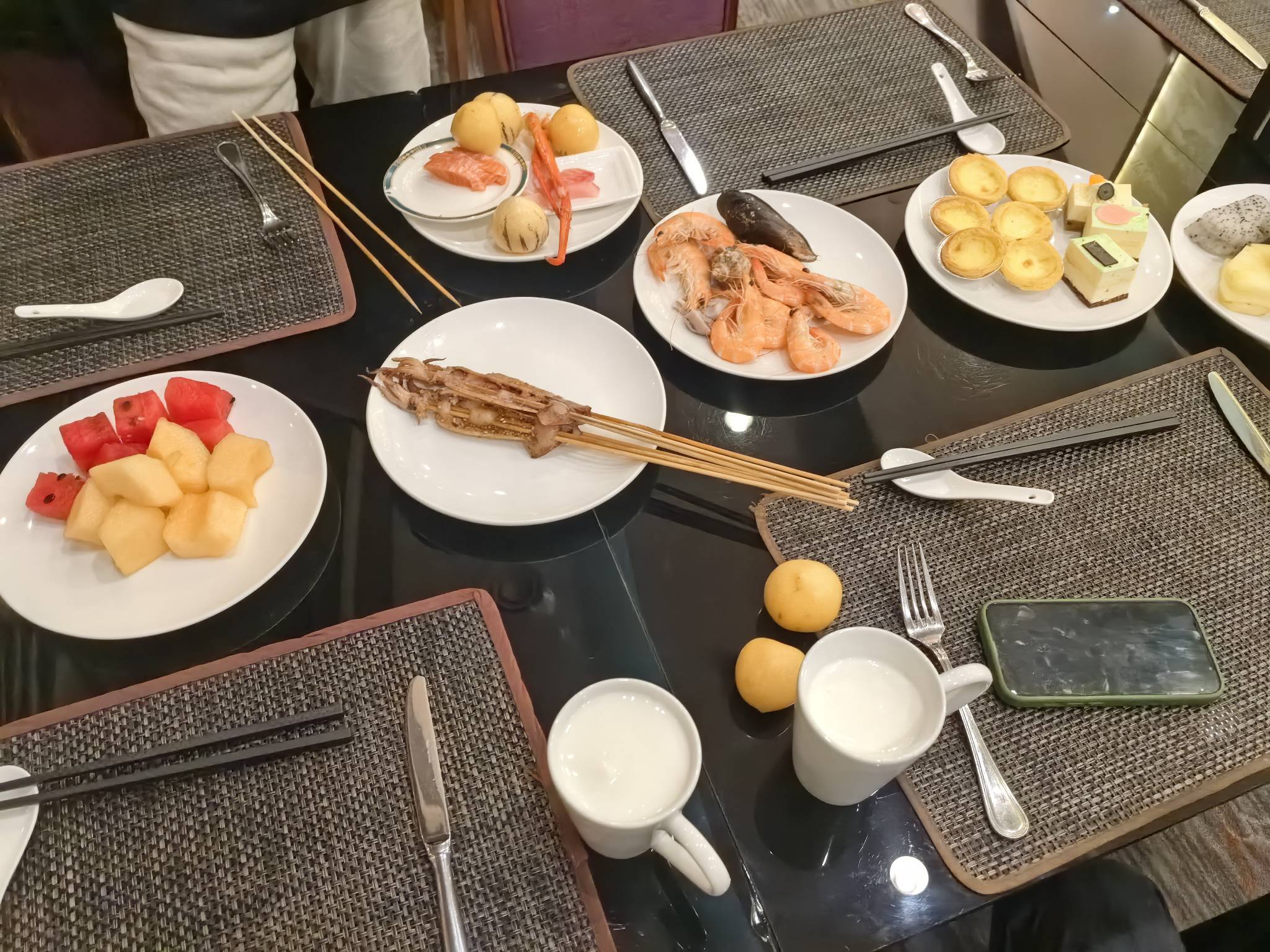 济南旋转自助餐厅