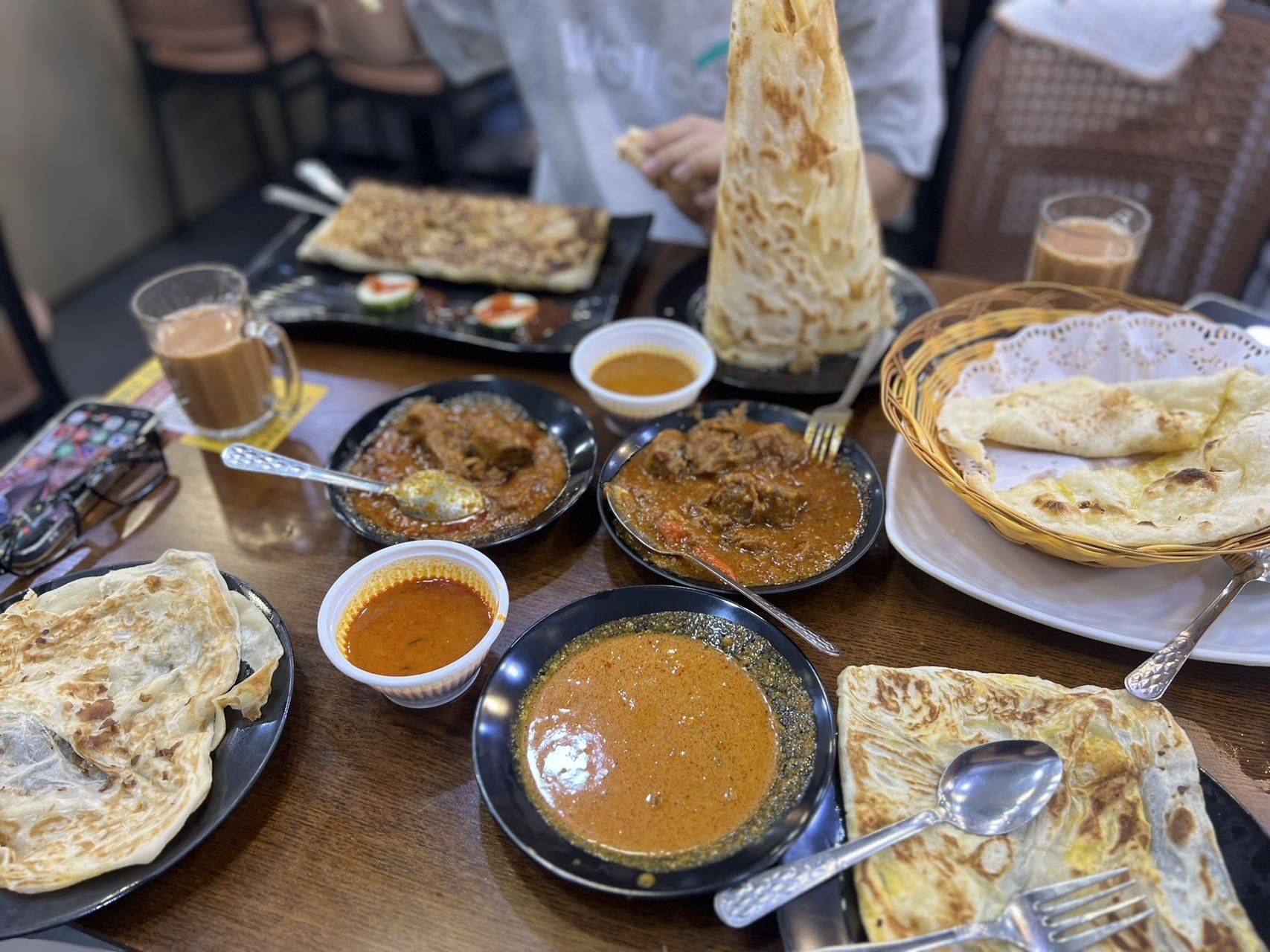 大女人吃点好的才有力气讨生活