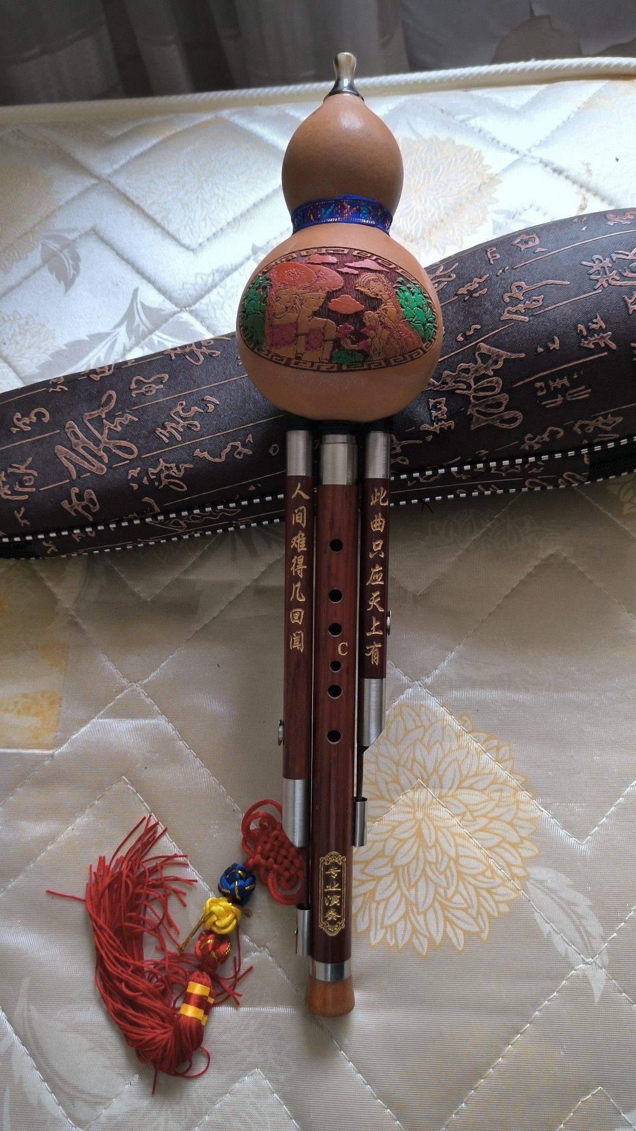 葫芦丝转，给小孩上课时买的，专
比较贵。_1