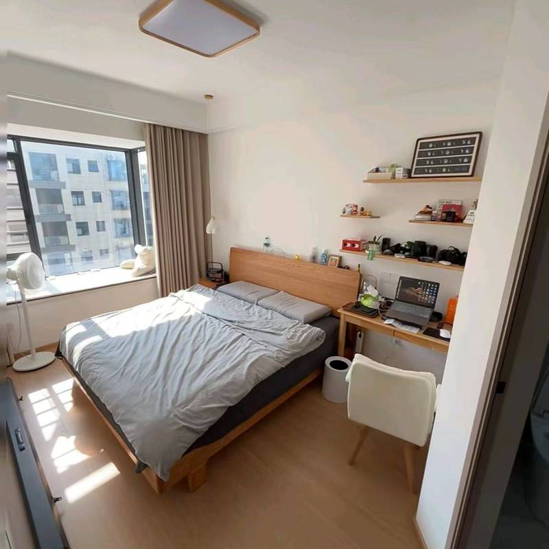 合租,一群人年轻人的共居社区_2