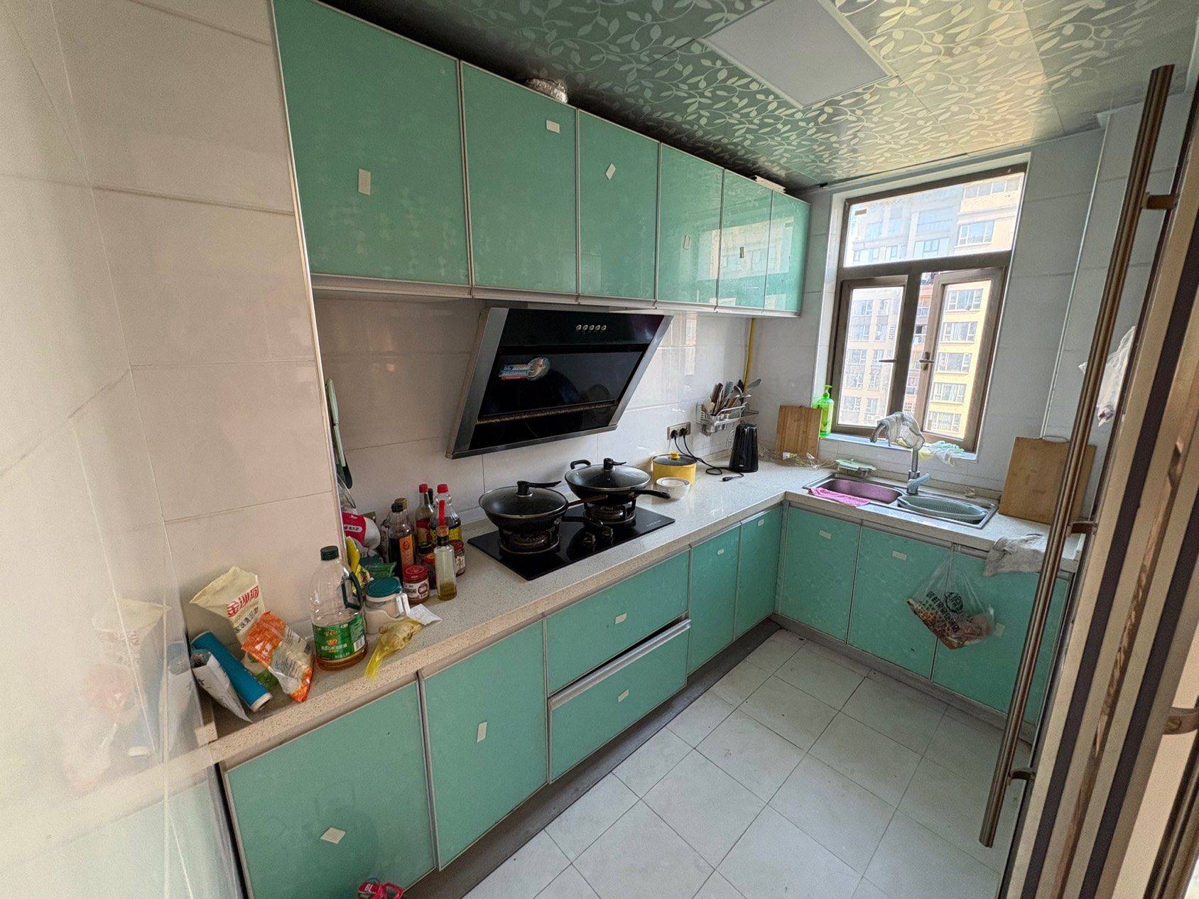 光谷金融港蹲室友_3