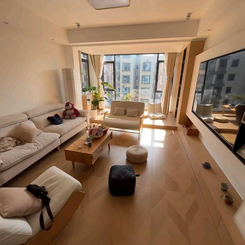 合租,一群人年轻人的共居社区_1