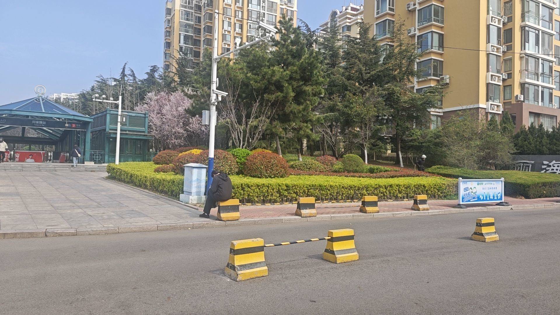 崂山区同安路地铁二号线丽海馨阁楼转租_2