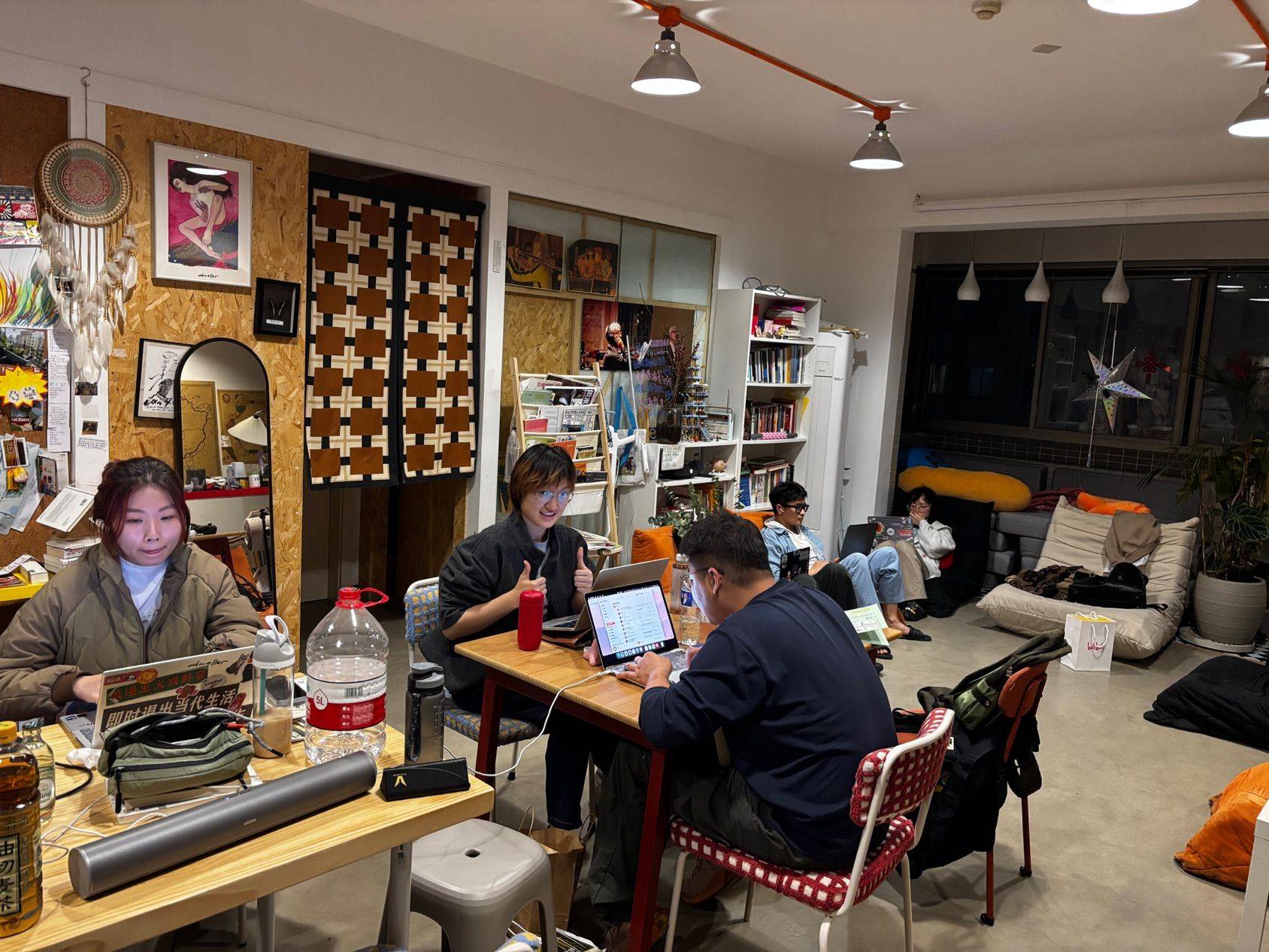 在城市里，构建垂直生长的共居空间