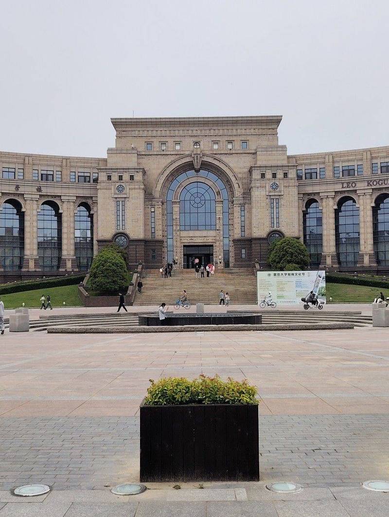 哈哈考一次少一次|很好奇末尾那张图