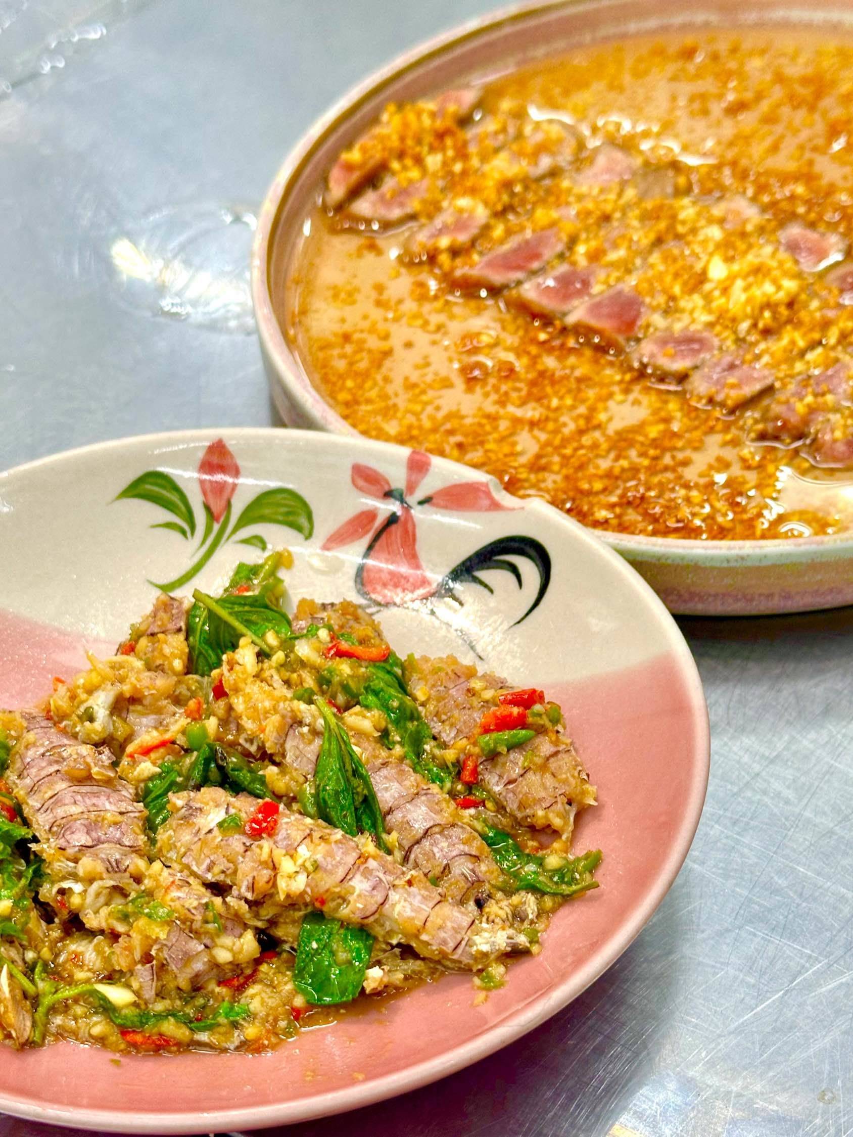 曼谷｜放弃夜市网红店，反而吃到爆好吃的🥴_3