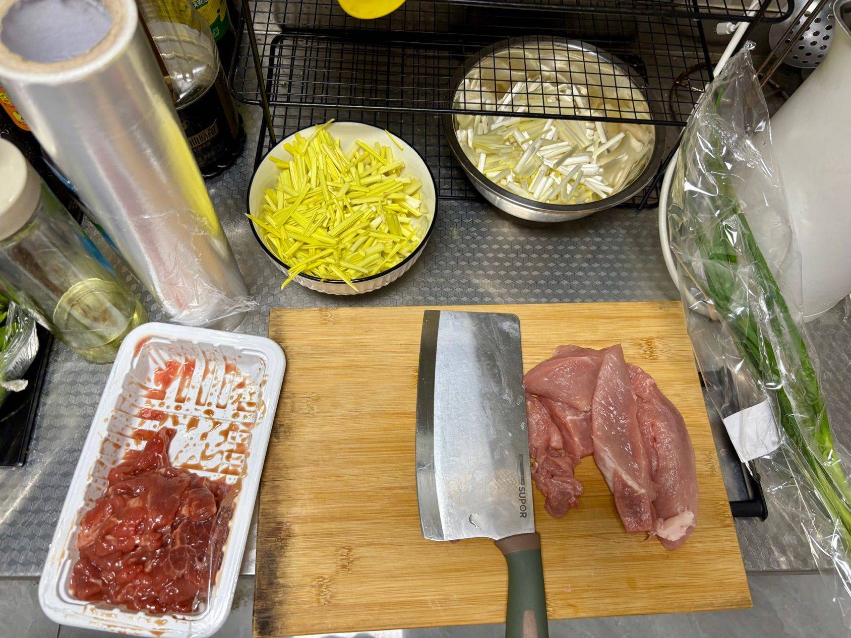 六号线廖公庄蹲蹲女生室友_2