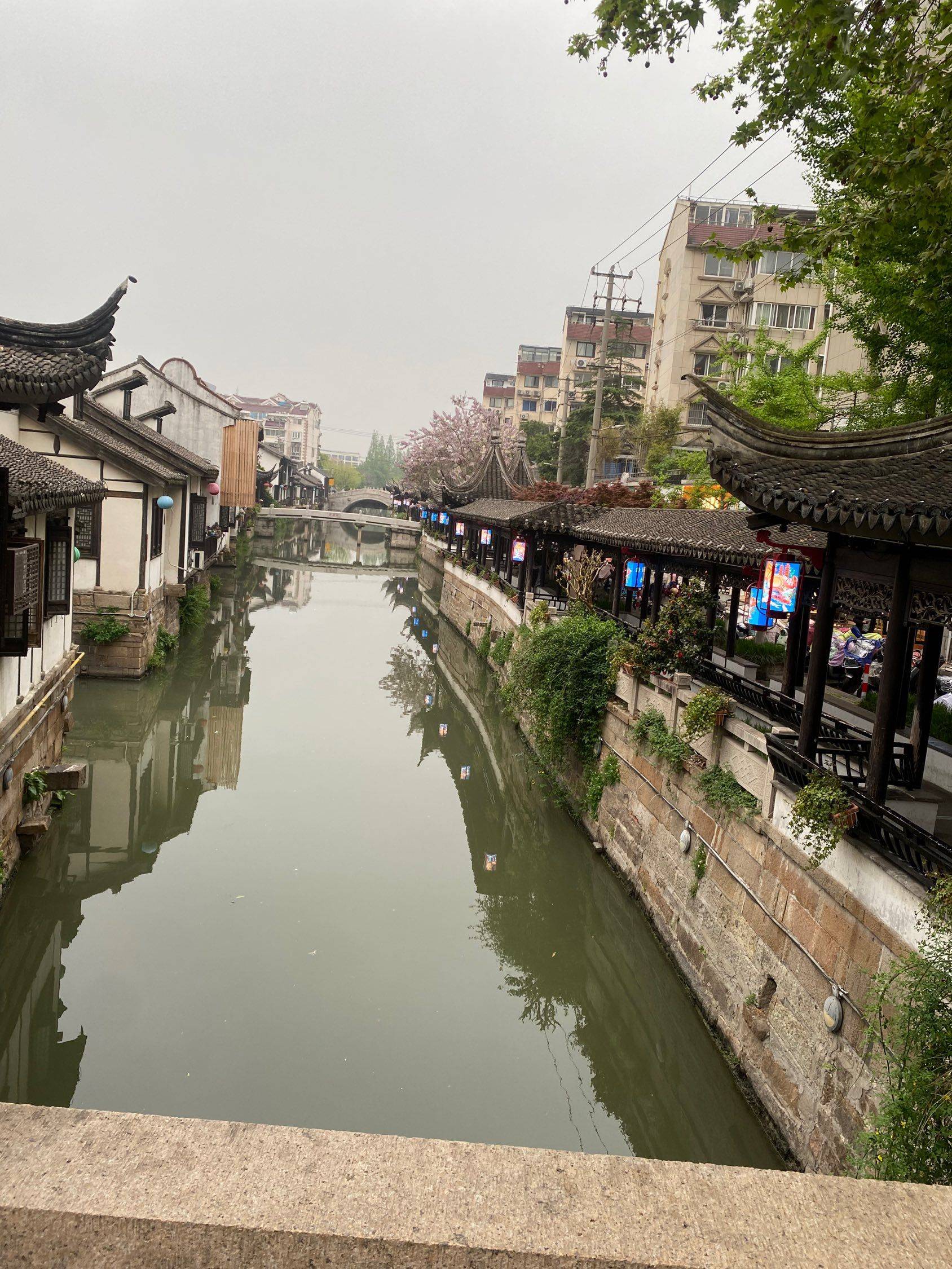 今日无事 凭栏听曲 水乡小巷  古桥
