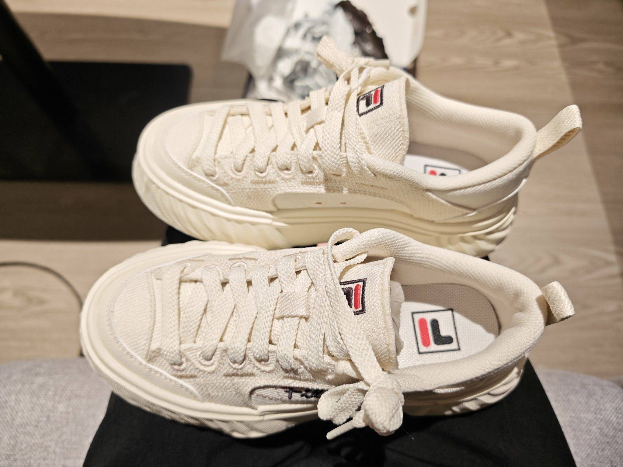 真的很爱 我愿称之为宝藏鞋子 小白鞋 