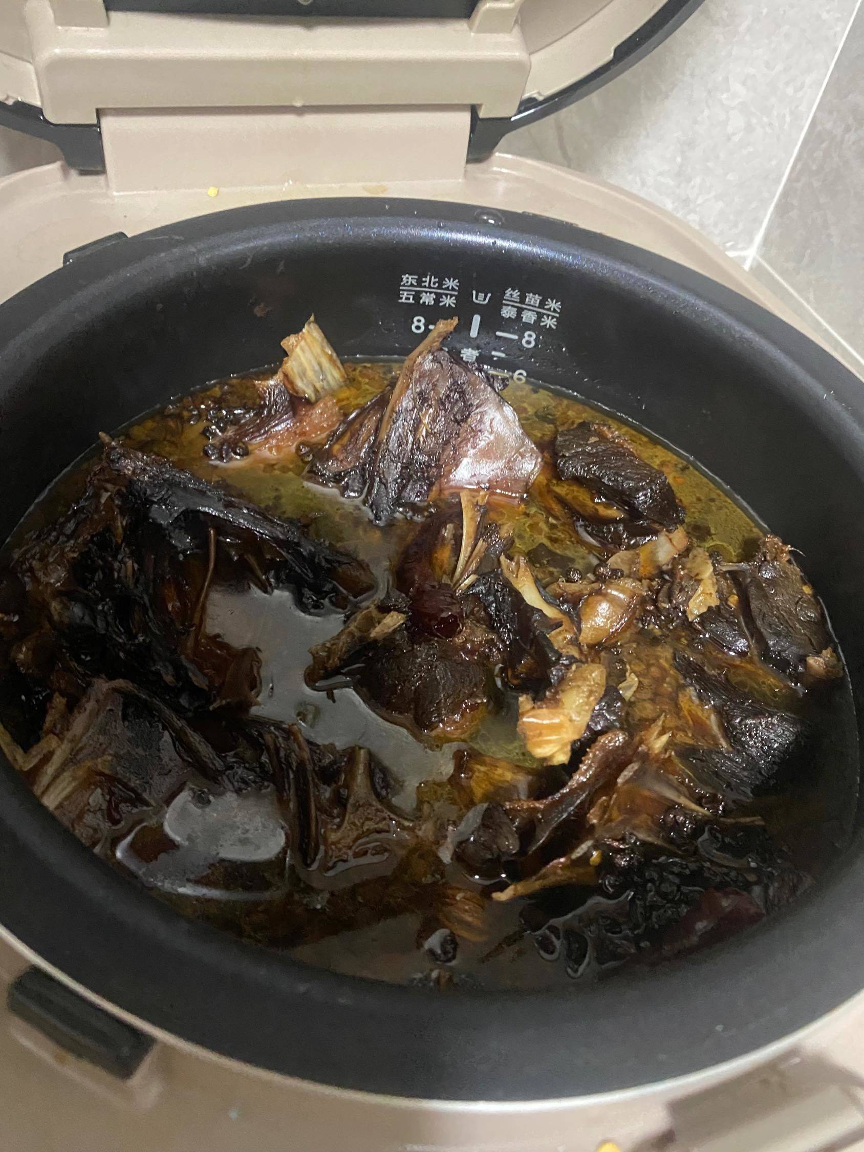 不想上班( ⌯' '⌯)💼只想吃肉肉 _1