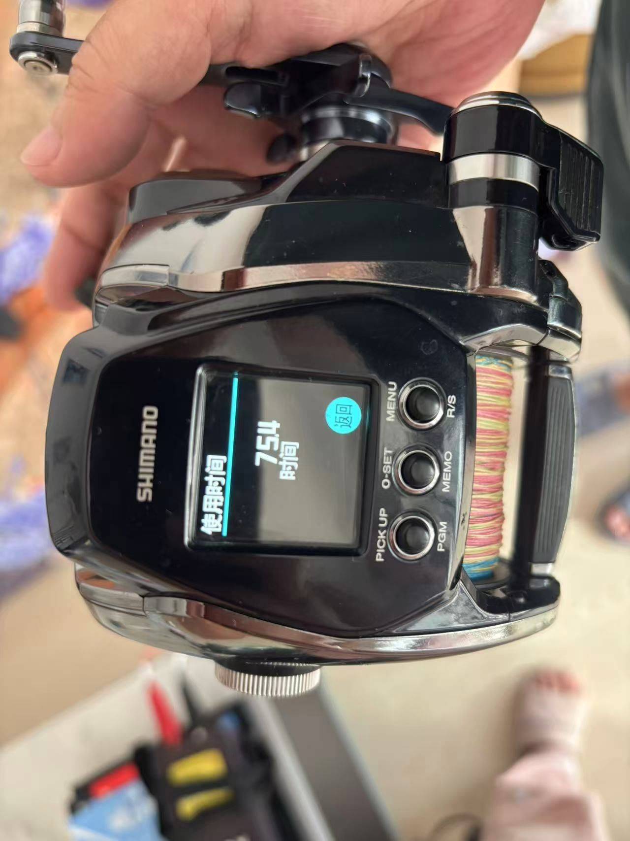 出售电动钓鱼轮_1