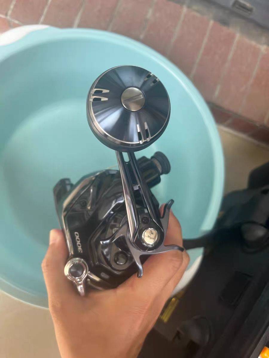 出售电动钓鱼轮_4