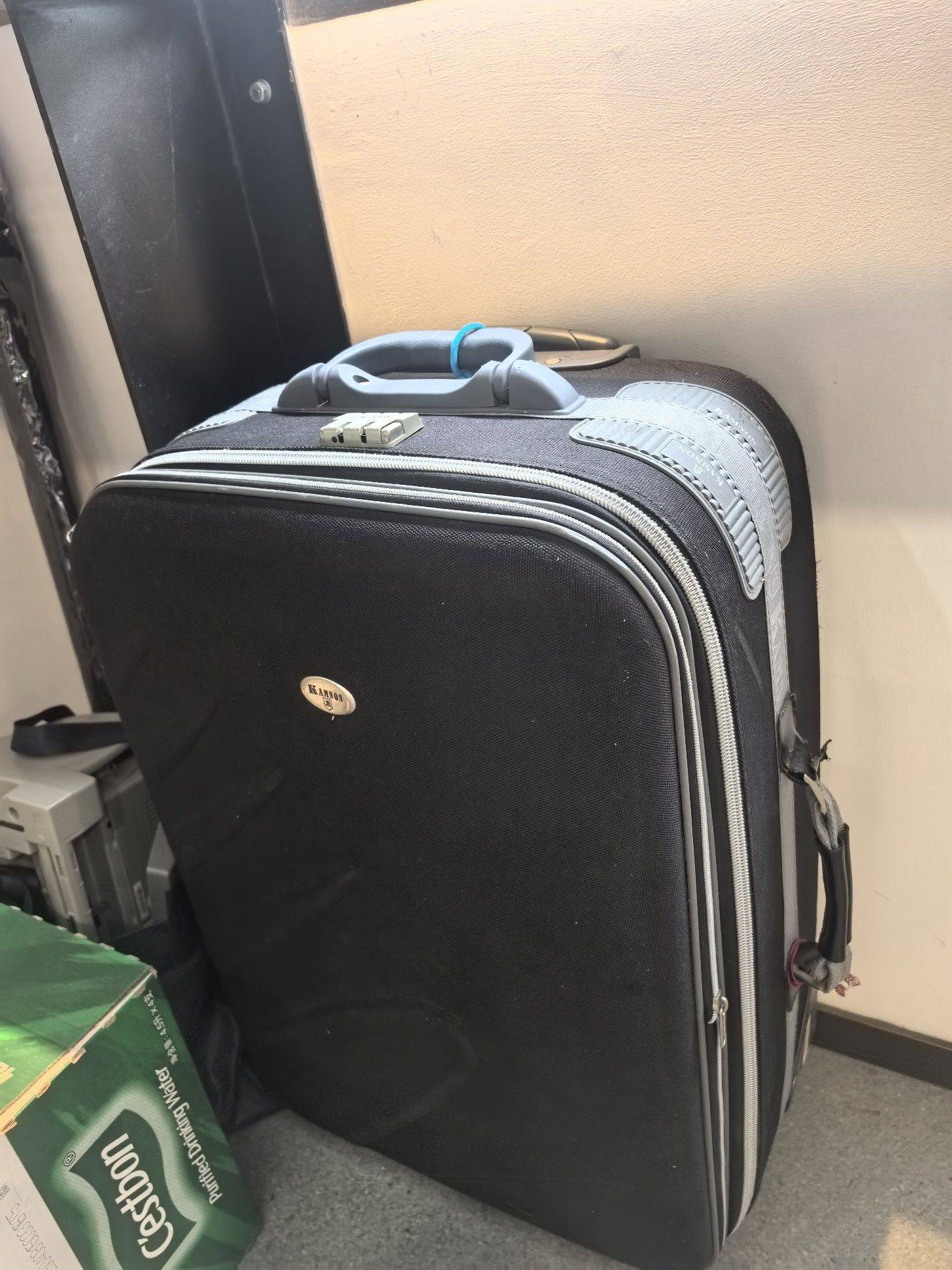 闲置旅行箱处理_1