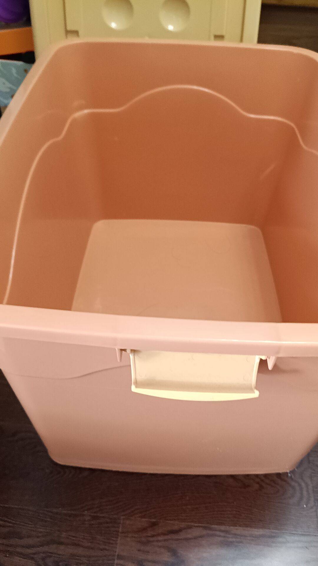 出置物箱