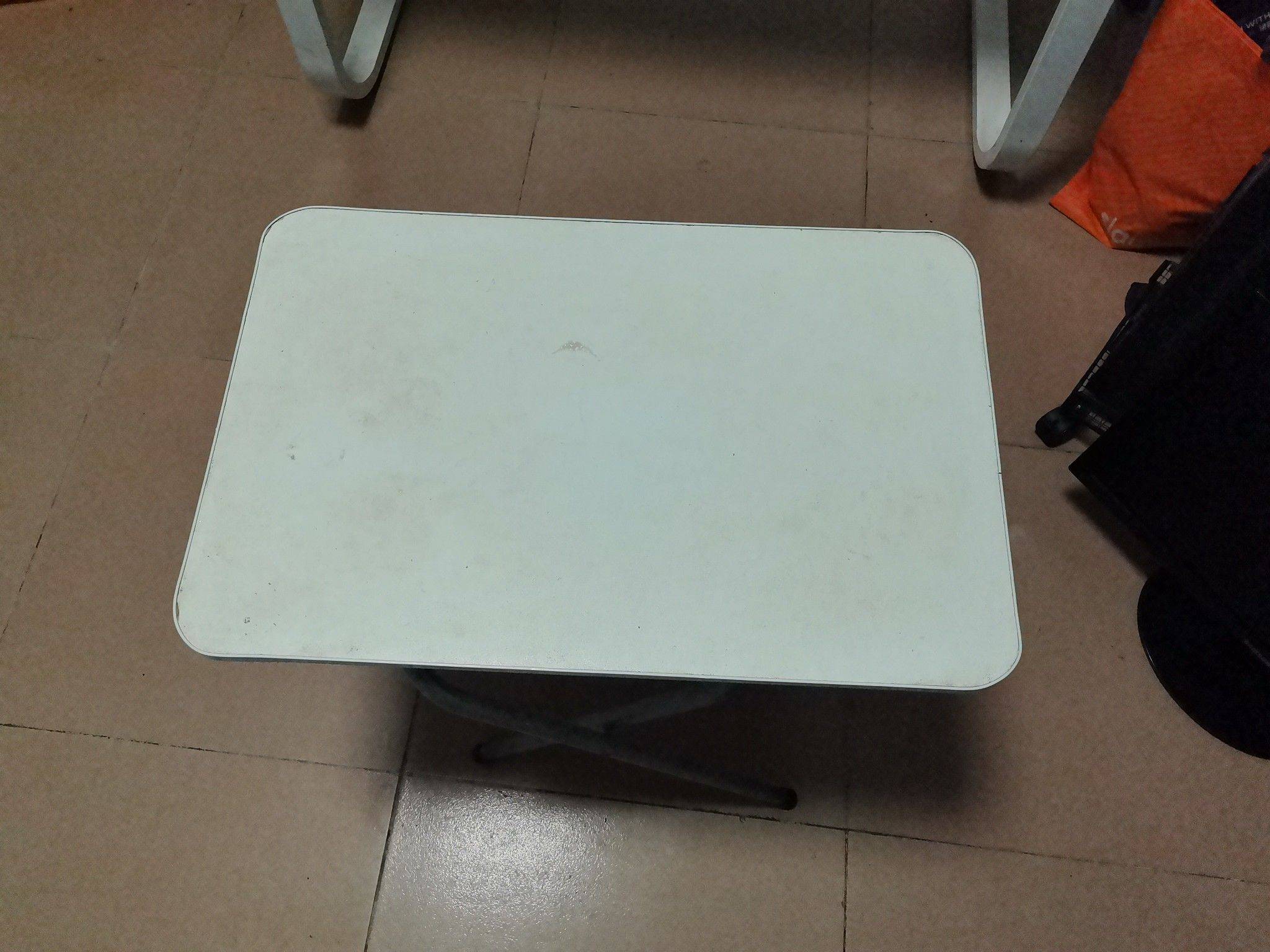 
捡漏啦！折叠桌亏本转让
原价30，现5_1