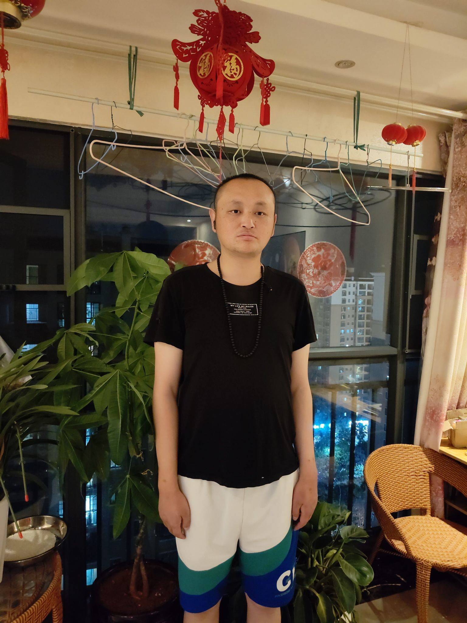  今日份自拍  居家自拍  阳台夜