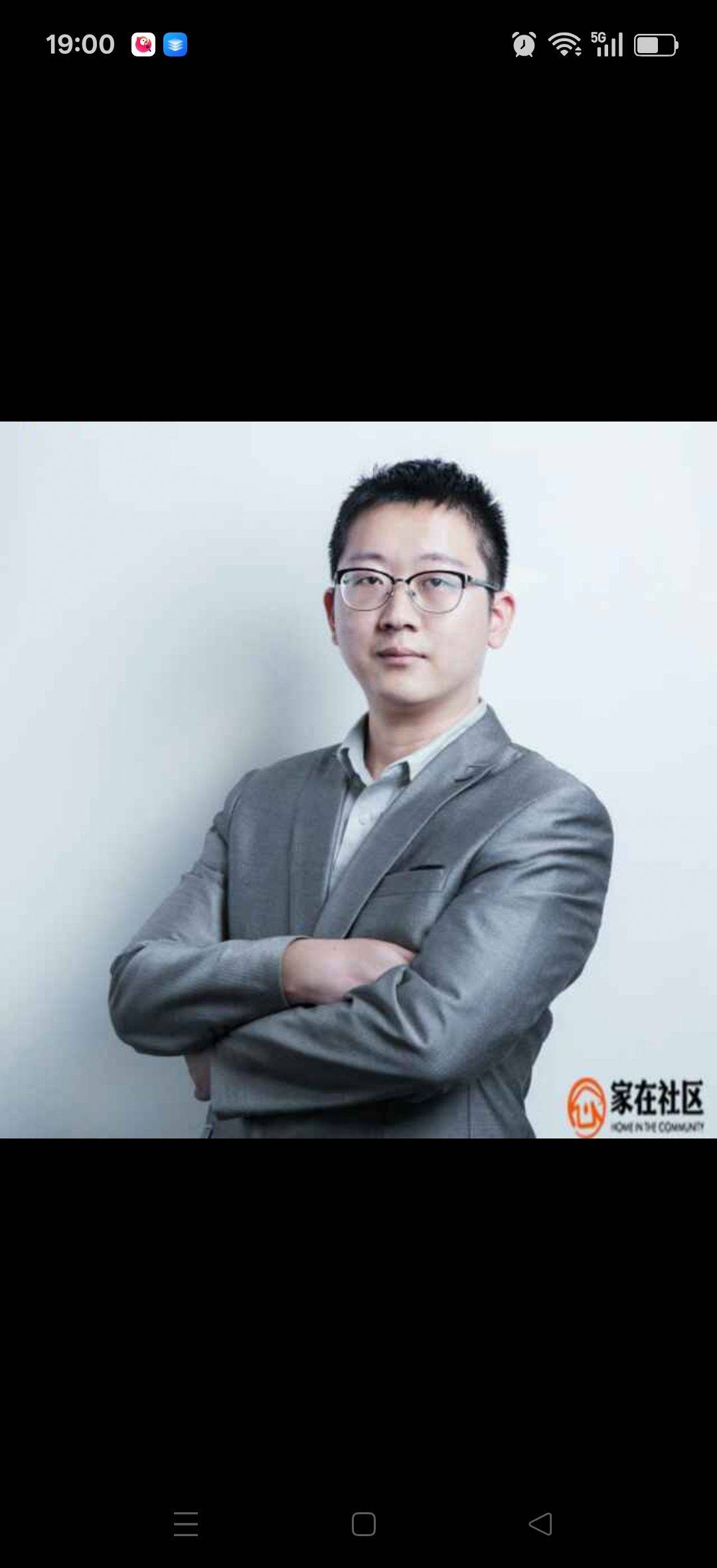 想领养个漂亮小狗，刚出生不久的从小养，最