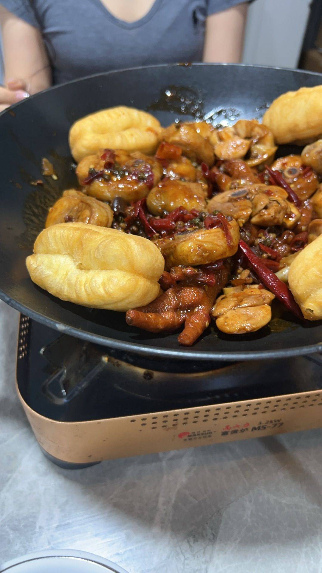 火锅鸡很好吃 今晚吃什么  麻辣香锅