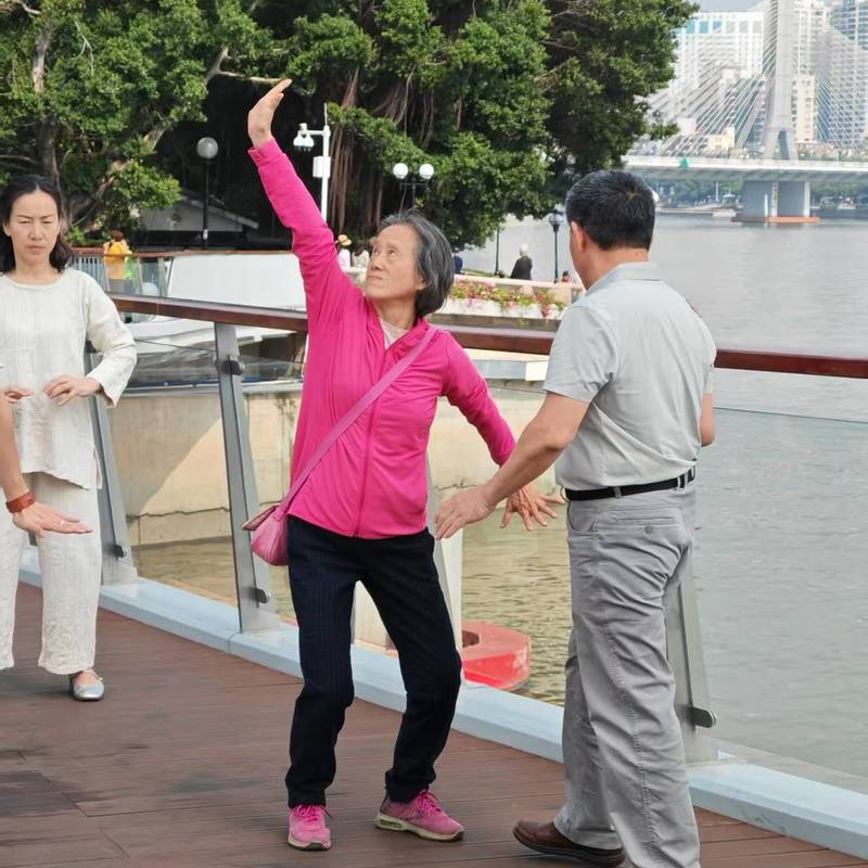 广州青年养生操公园趴_1
