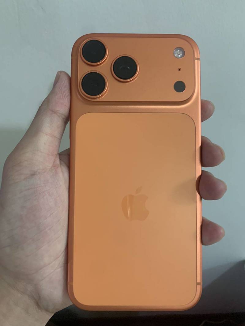 iPhone 17 Pro Max 25
