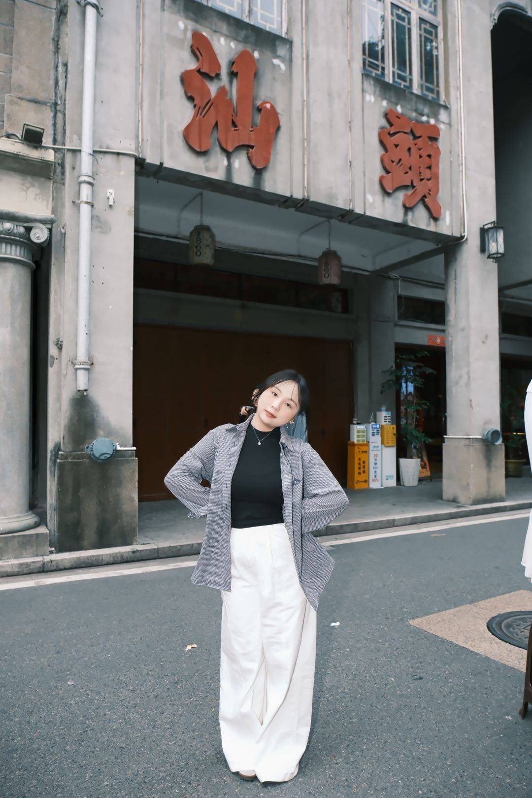 在线蹲室友 本人在外滩上班，求租房子，